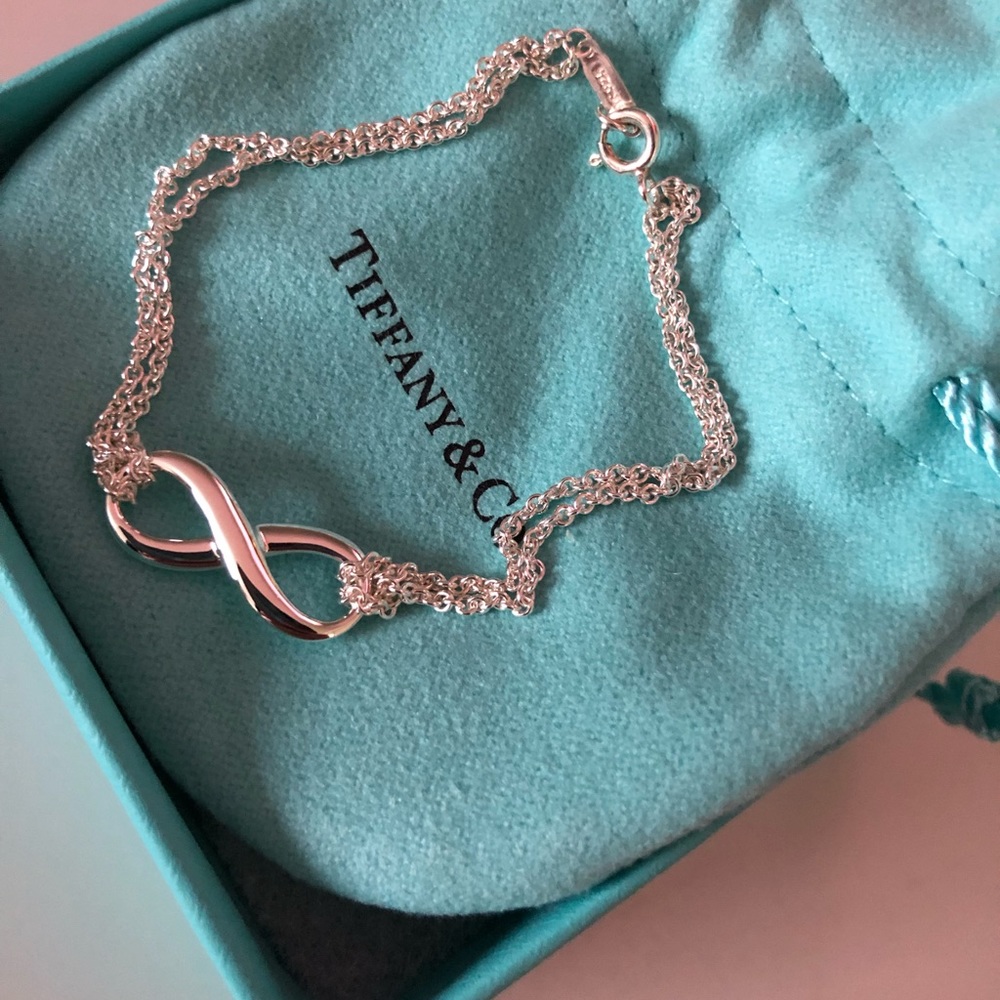 Tiffany & Co Infinity dbl chain bracelet